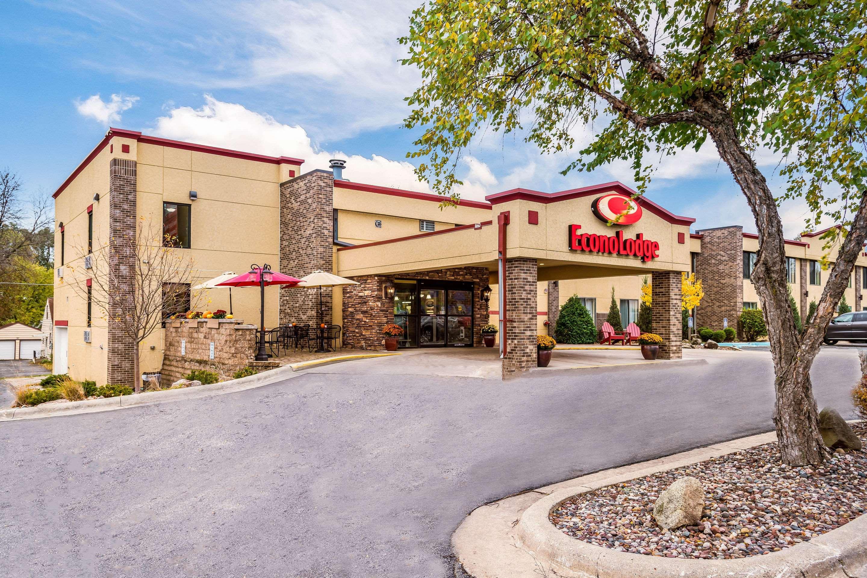 Econo Lodge Mayo Clinic Area Rochester Exterior photo